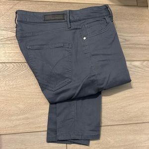 Jeans - Never Worn/regular fit/great work jean